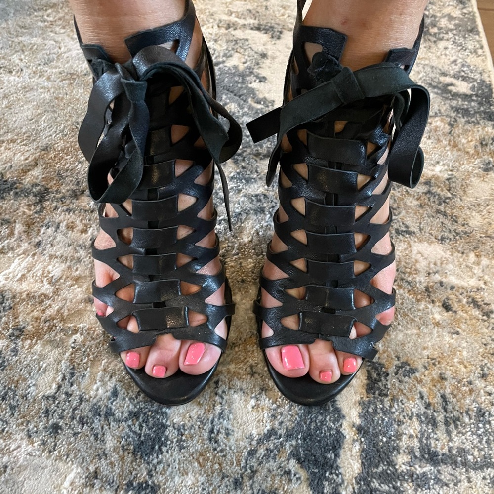 Antonio Melani black leather strappy heel. Great condition. Size 6.5
